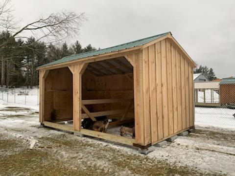Amish-made Horse Runs for sale - green roof