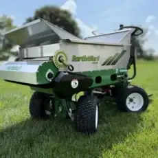stand-on compost spreader 4 wheel steer
